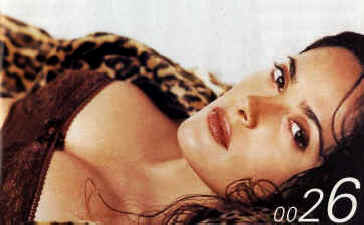 Salma Hayek, bien plus... enthousiasmante que Jennifer