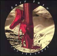 kate-bush-red-shoes.jpg (9406 octets)