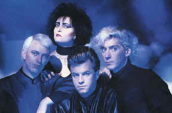 siouxsie86.jpg (37118 octets)